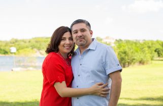 José Juan y Alba Iris Valdez: “Dejando a Dios ser Dios en nuestra familia.”